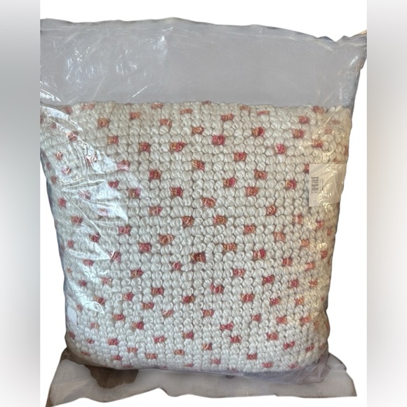 Mina Victory Outdoor Pillows Loop Dots 18"X18" Orange Indoor/Outdoor Throw - Picture 9 of 11